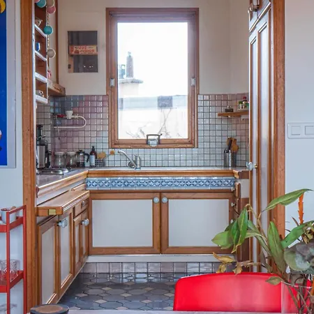 Harmonious 47 M 10Min Walk To Parc Clichy * 파리